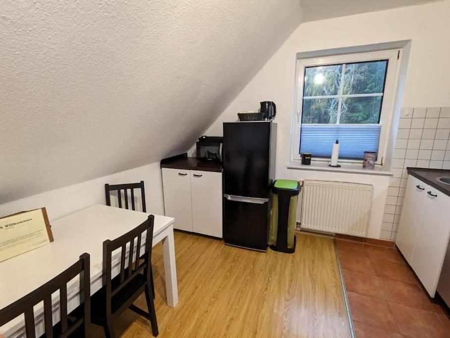 Die Kleine Klecks Am Jasmunder Bodden Appartement Bergen Auf Rugen Buitenkant foto